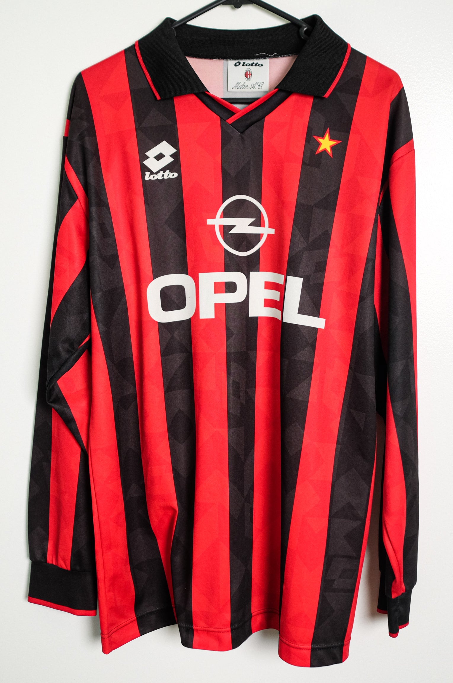 AC Milan L/S home shirt 1994-1995 in Small