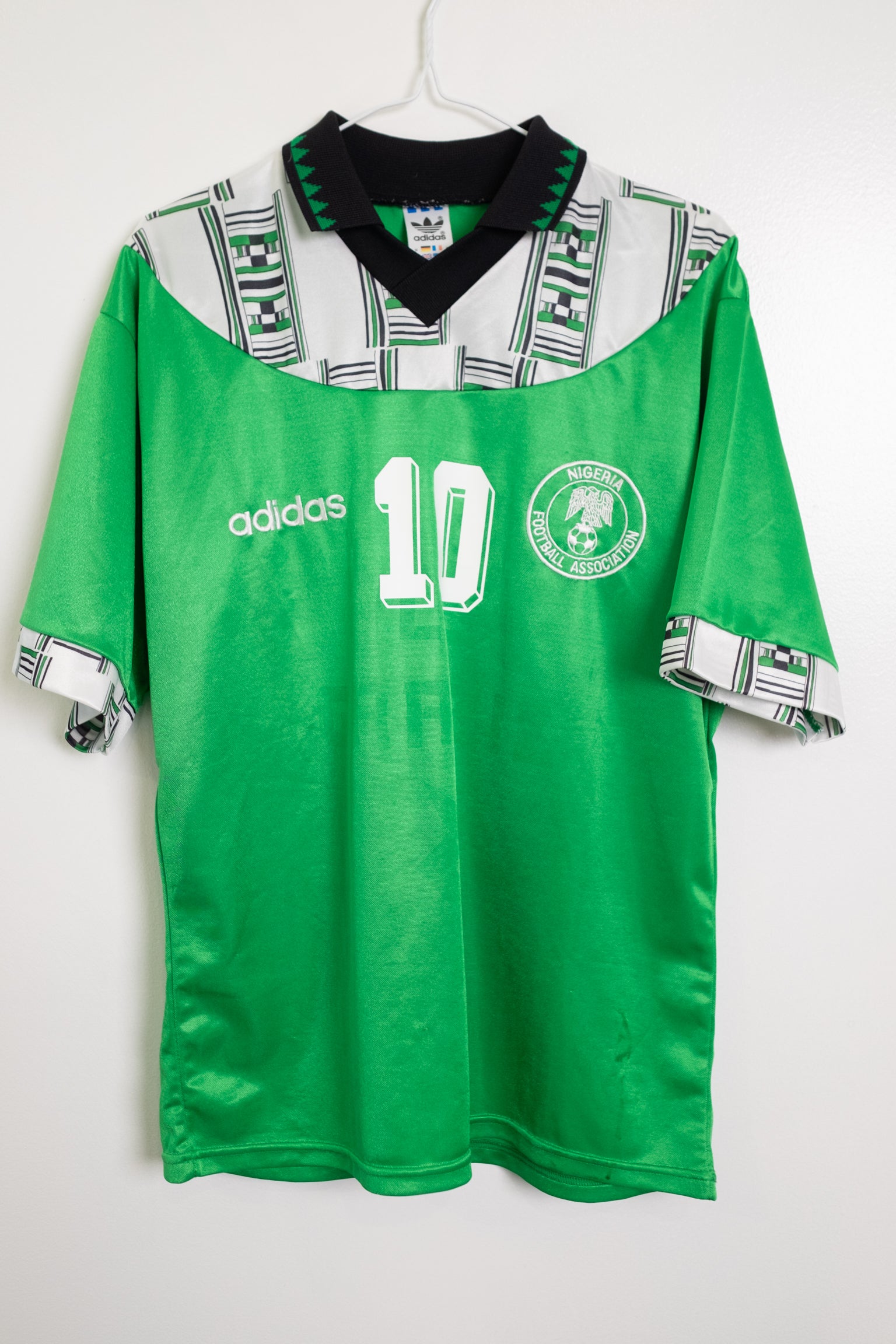 Authentic Nigeria 2000/01 Home Jersey - Jay Jay Okocha #10, Size M –  Authentic Retro Jerseys