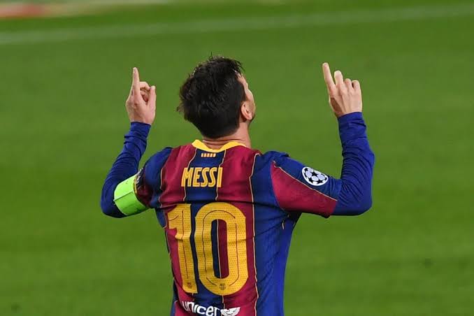 Authentic Barcelona 2020/21 Home - Messi #10 Size L (Bnwt)