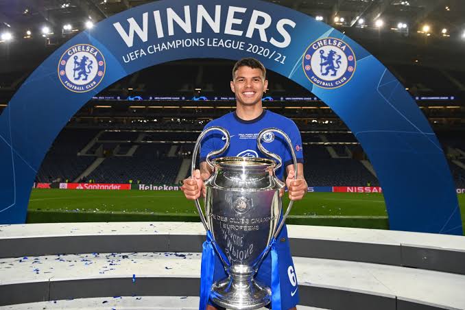 Authentic Chelsea 2020/21 Home - T.Silva #6 Size L (Mdt)
