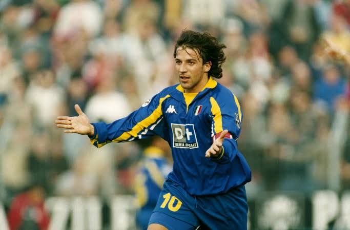 Authentic Juventus 1998/99 Third - Del Piero #10 Size L