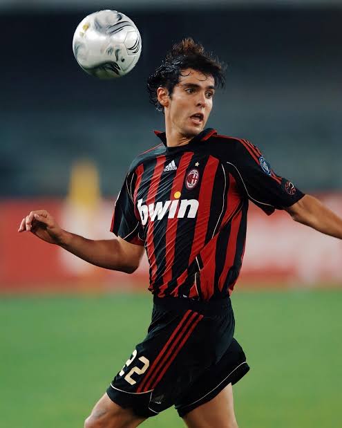 Authentic AC Milan 2006/07 Home - Kaka #22 Size S