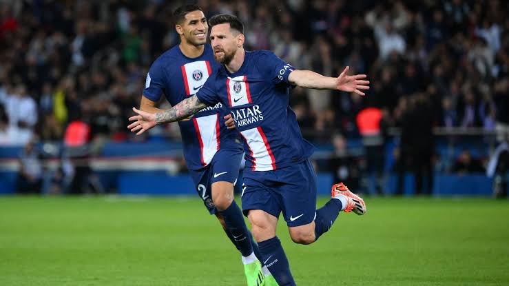 Authentic Paris Saint-Germain 2022/23 Home - Messi #30 Size M (Bnwt)