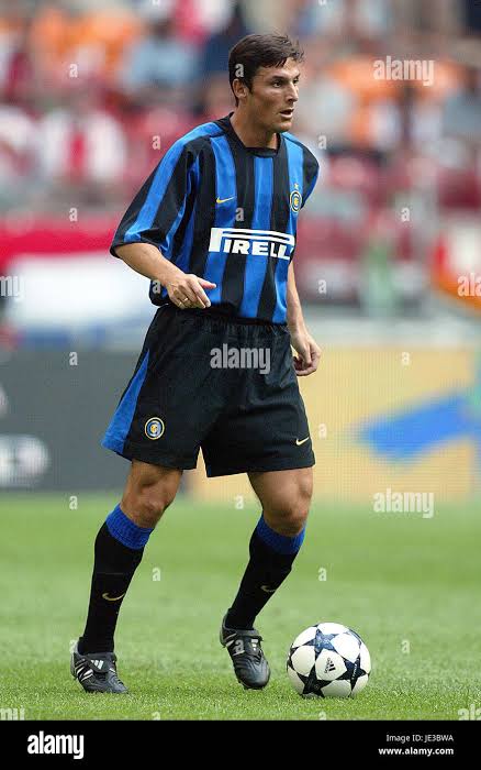 Authentic Inter 2003/04 Home - J.Zanetti #4 Size L