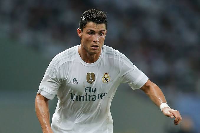 Authentic Real Madrid 2015/16 Home - Ronaldo #7 Size S