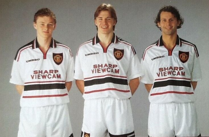 Original Manchester United 1997/99 Away - Solskjaer #20 Size M