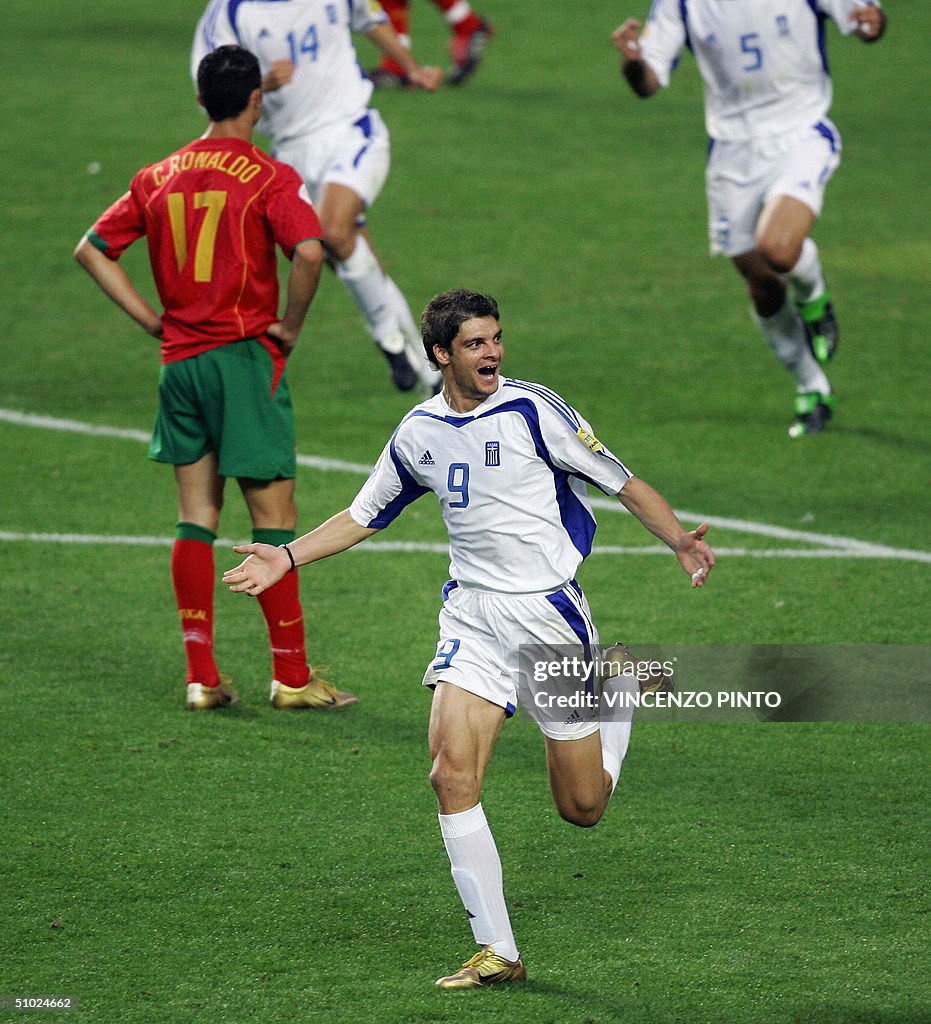 Original Greece 2004/06 Away - Charisteas #9 Size XL