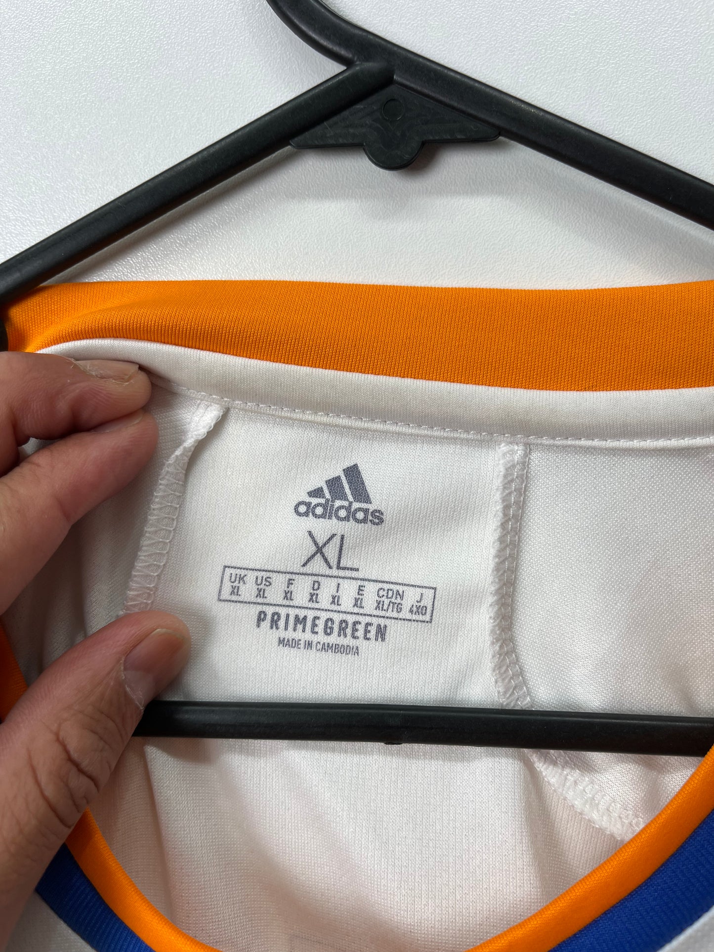 Original Real Madrid 2021/22 Home - Karim Benzema #9 Size XL (Long Sleeve)