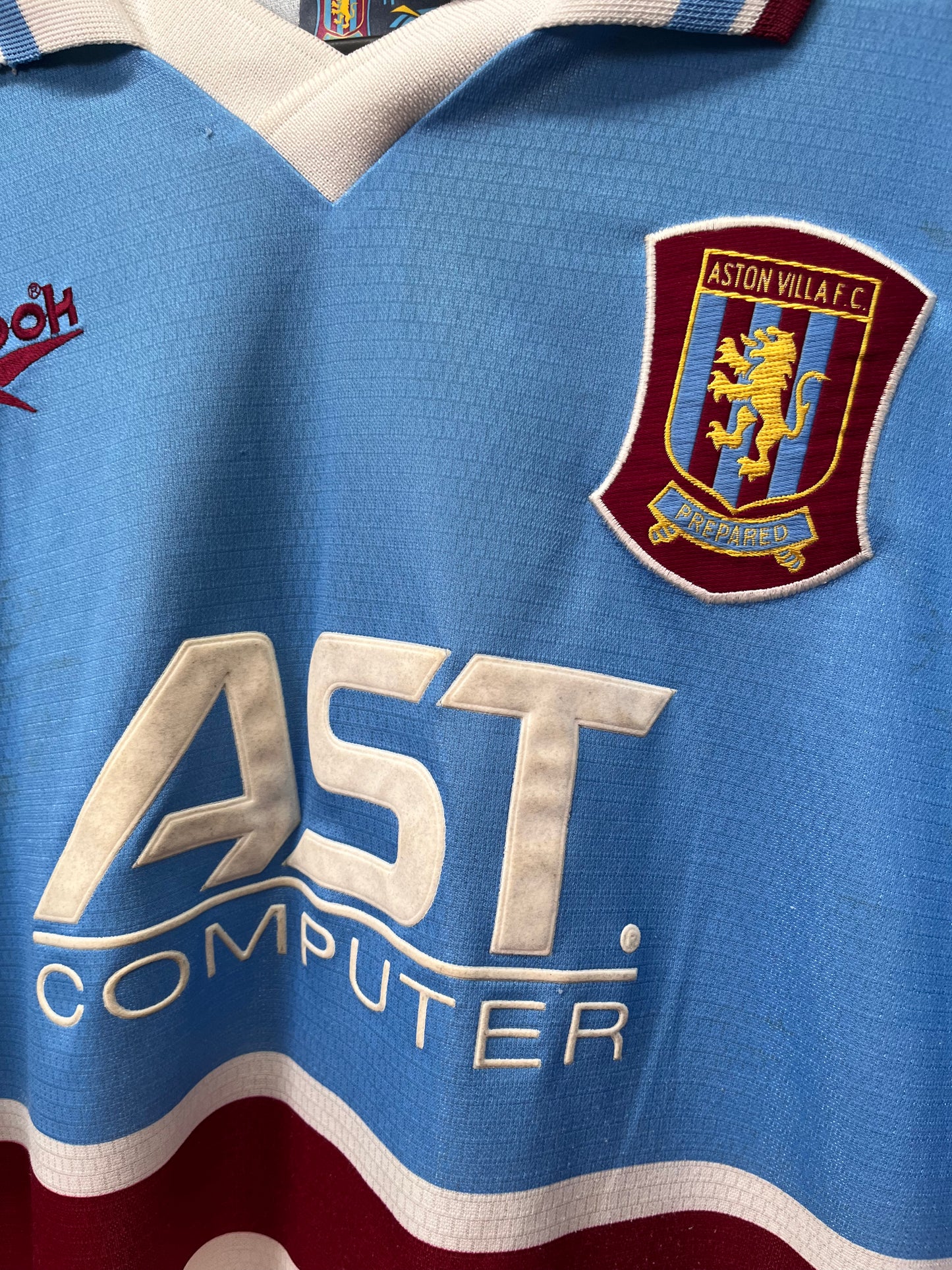 Authentic Aston Villa 1997/98 Away - Size L