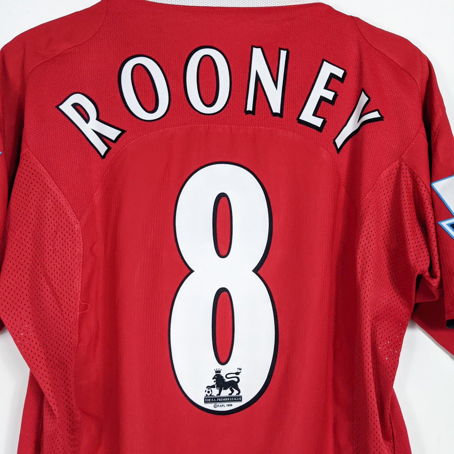 Authentic Manchester United 2004/05 Home - Wayne Rooney #8 Size S