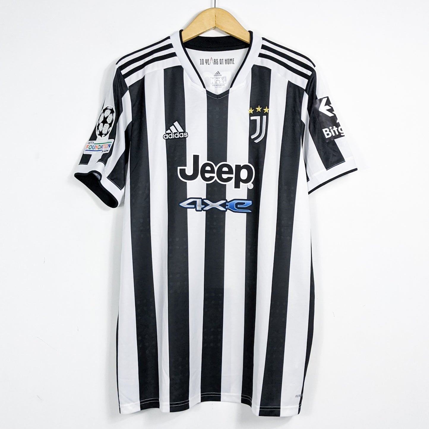 Authentic Juventus 2021/22 Home - Dybala #10 Size XL