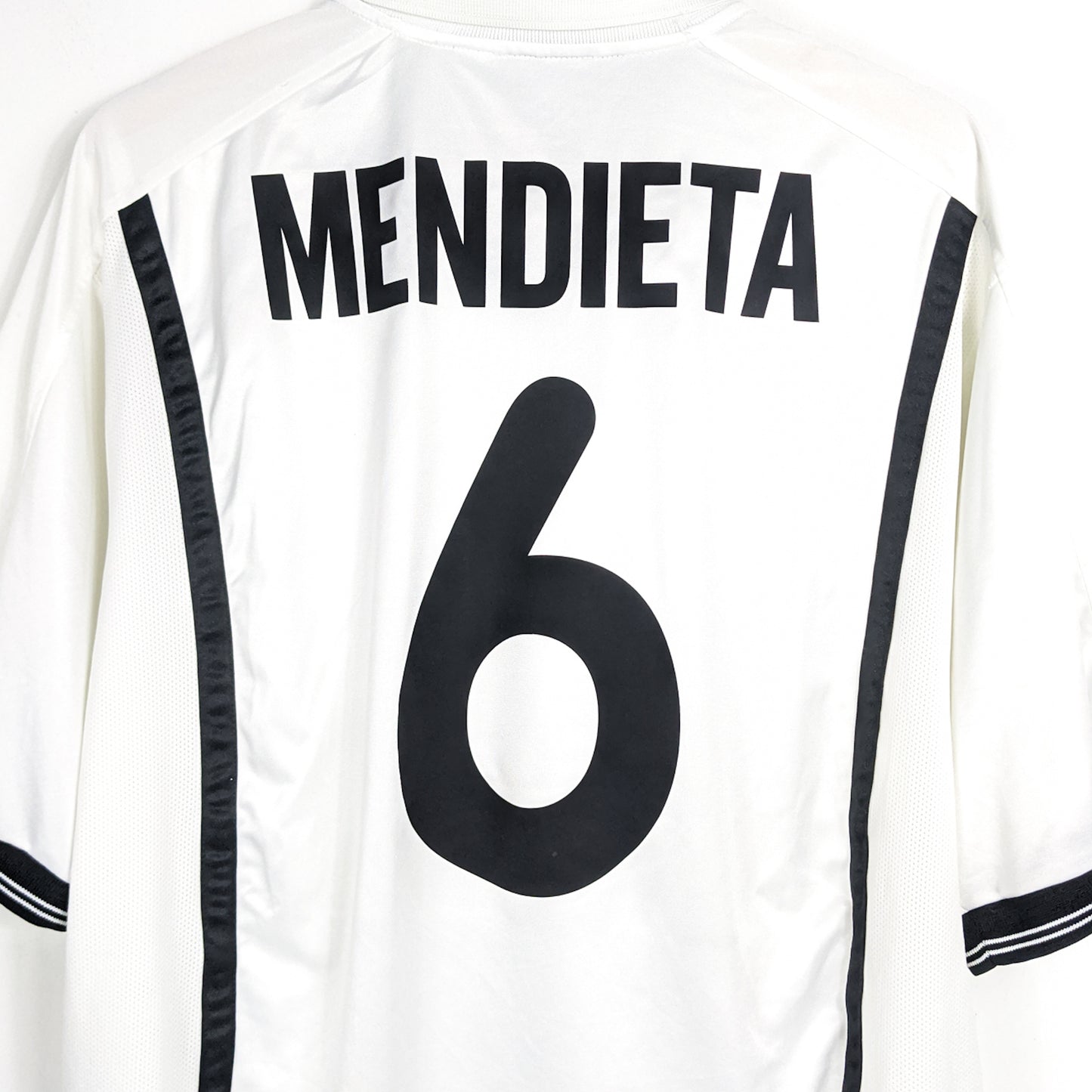 Authentic Valencia 2000/01 Home - Mendieta #6 Size XL