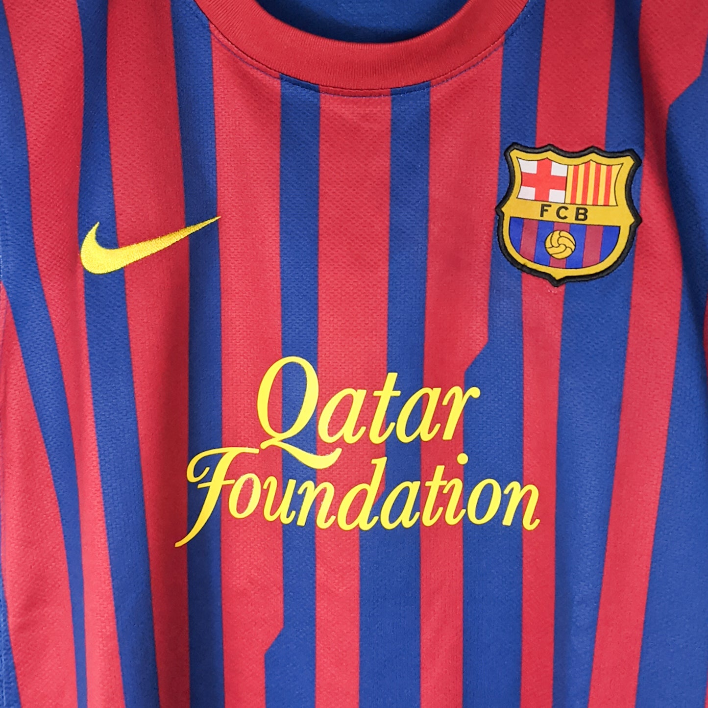 Authentic Barcelona 2011/12 Home - Messi #10 Size M