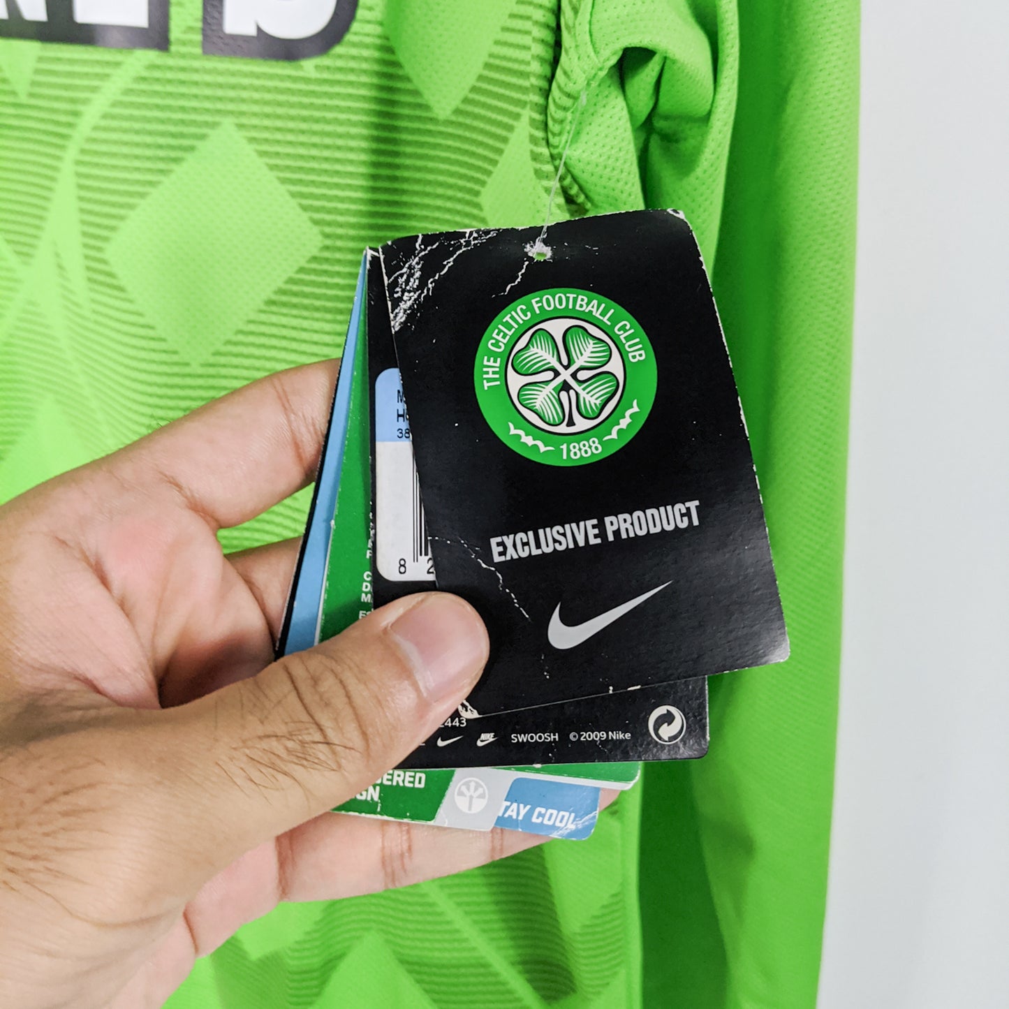 Authentic Celtic 2010/11 Away - Ljungberg #7 Size M (Bnwt) (Long Sleeve)