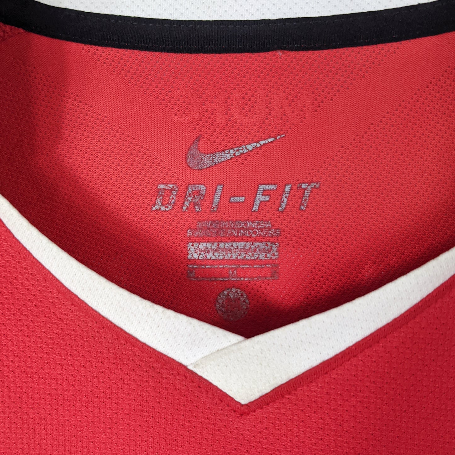 Authentic Manchester United 2010/11 Home - Vidic #15 Size M