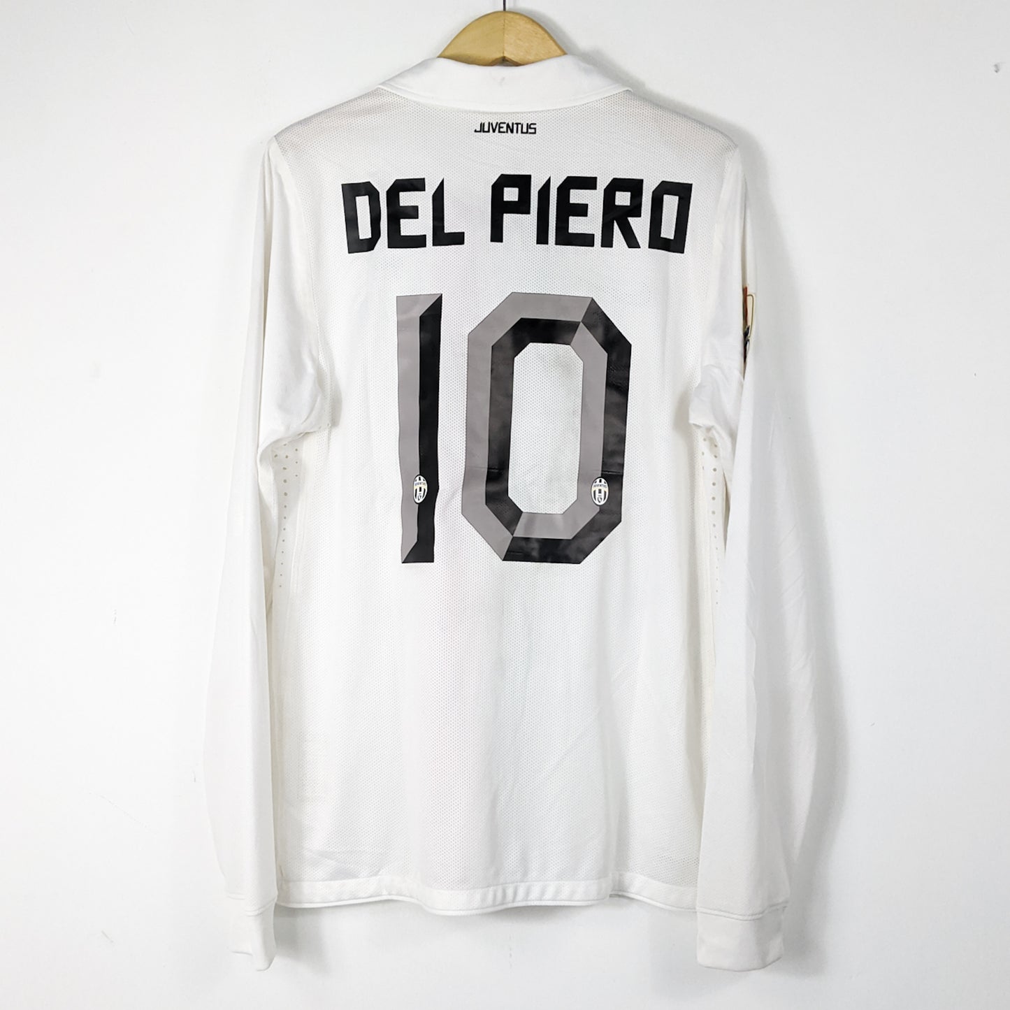 Authentic Juventus 2010/11 Away - Del Piero #10 Size L (Player Issue) (Long Sleeve) (Tim Cup)