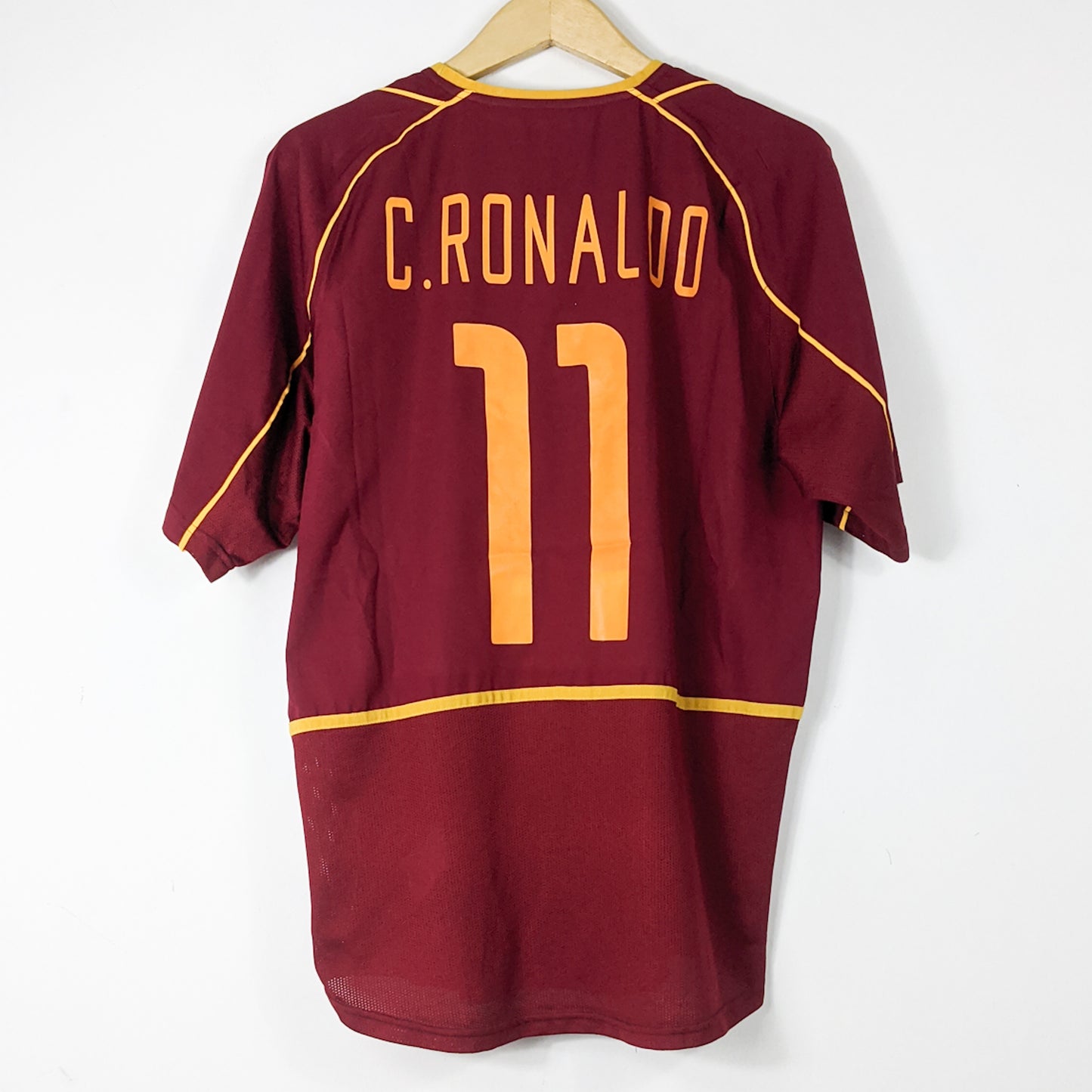 Authentic Portugal 2002/04 Home - C.Ronaldo #11 Size M