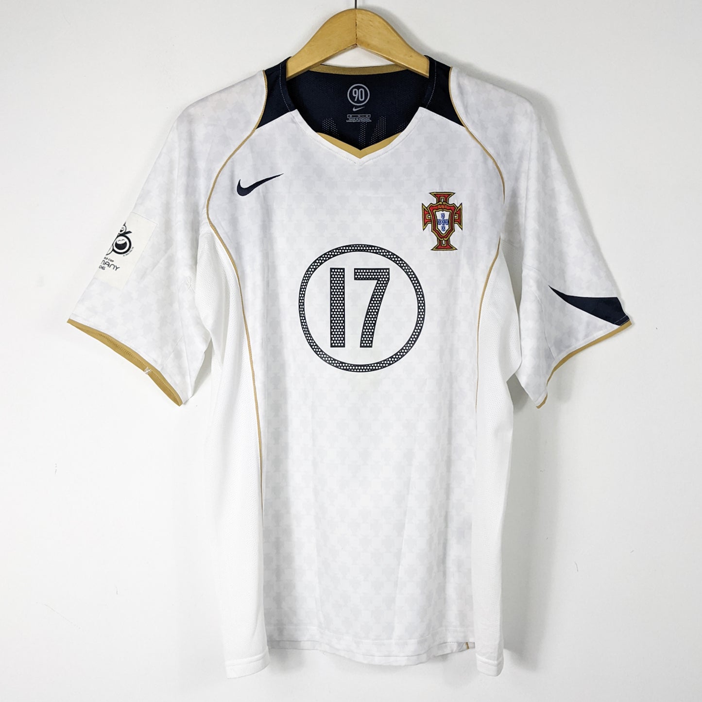 Authentic Portugal 2004/05 Away - Ronaldo #17 Size M