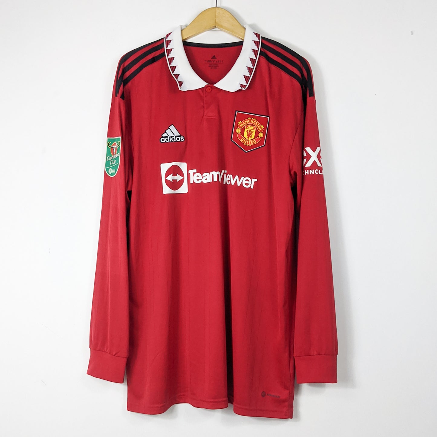 Authentic Manchester United 2022/23 Home - Casemiro #18 Size XL (Long Sleeve)