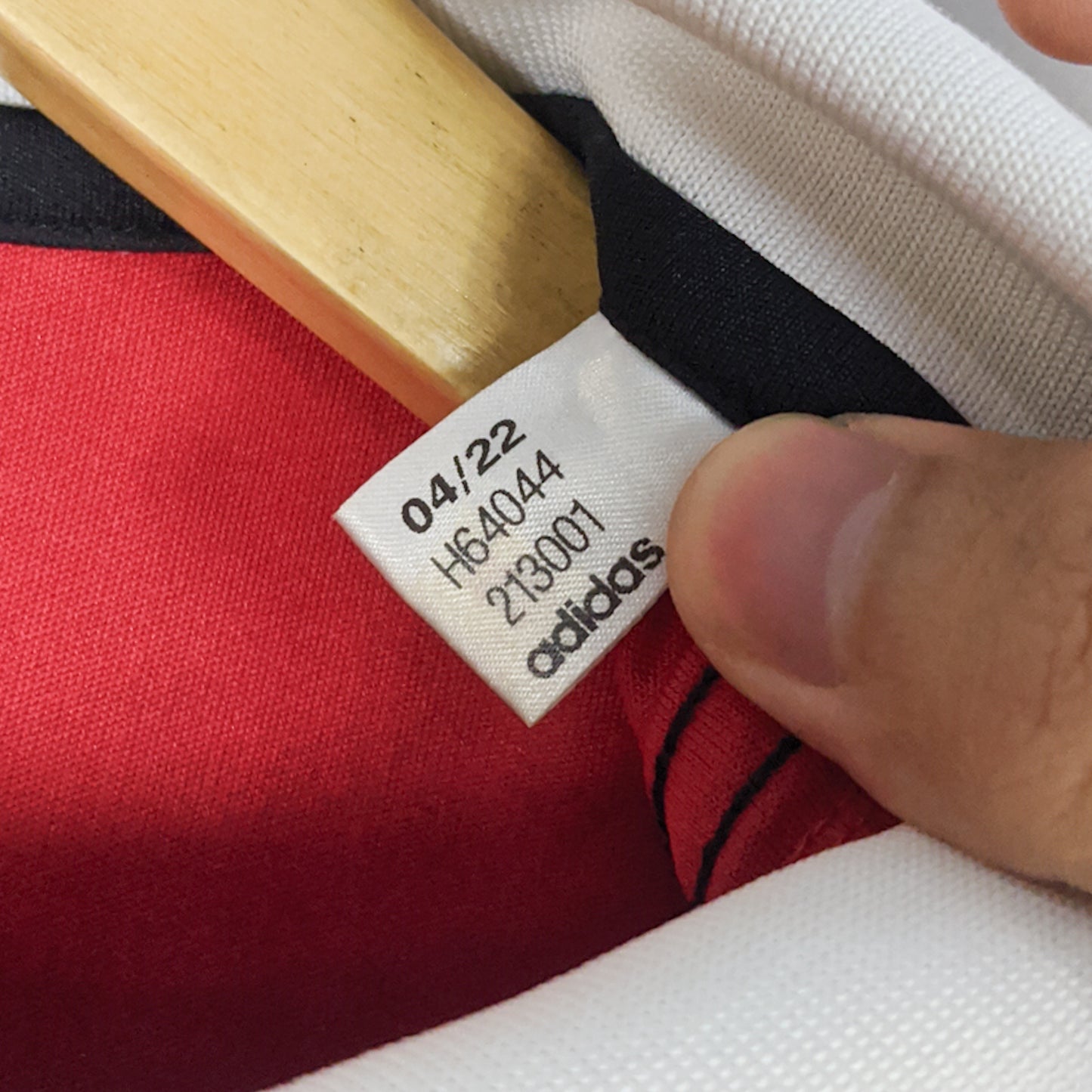 Authentic Manchester United 2022/23 Home - Casemiro #18 Size XL (Long Sleeve)