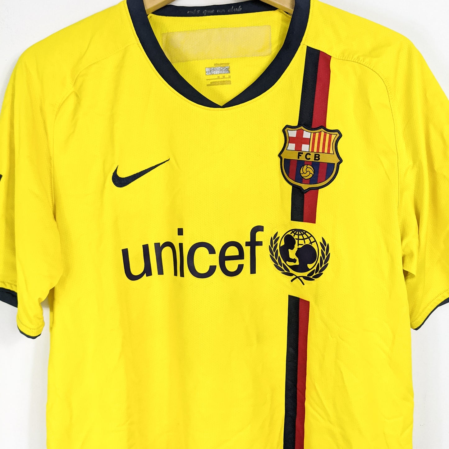 Authentic Barcelona 2008/10 Away - Dani Alves #2 Size M