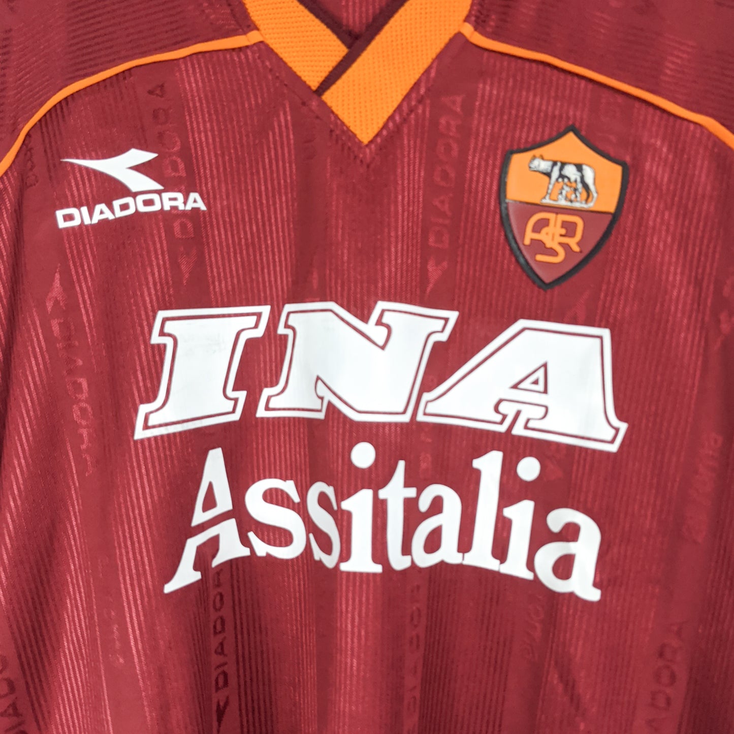 Authentic AS Roma 1999/00 Home - Nakata #8 Size M (Bnwt)