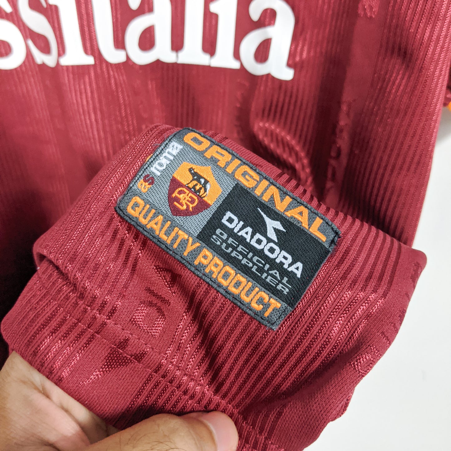 Authentic AS Roma 1999/00 Home - Nakata #8 Size M (Bnwt)