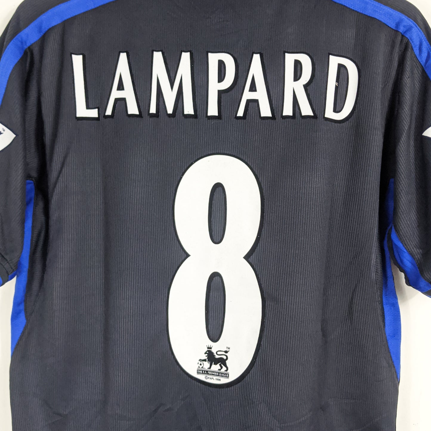 Authentic Chelsea 2002/03 Away - Lampard #8 Size M