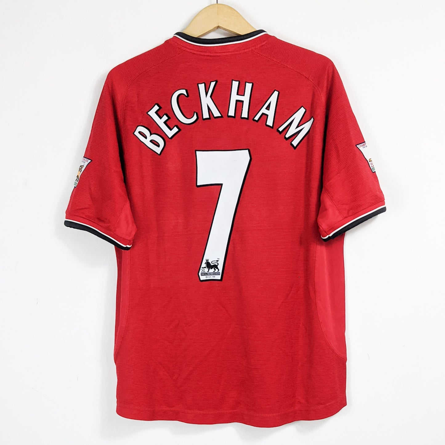 Authentic Manchester United 2000/02 Home - Beckham #7 Size L