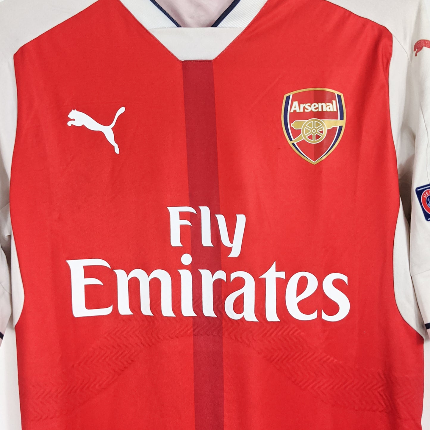 Authentic Arsenal 2016/17 Home - Ozil #11 Size L (Body fit)