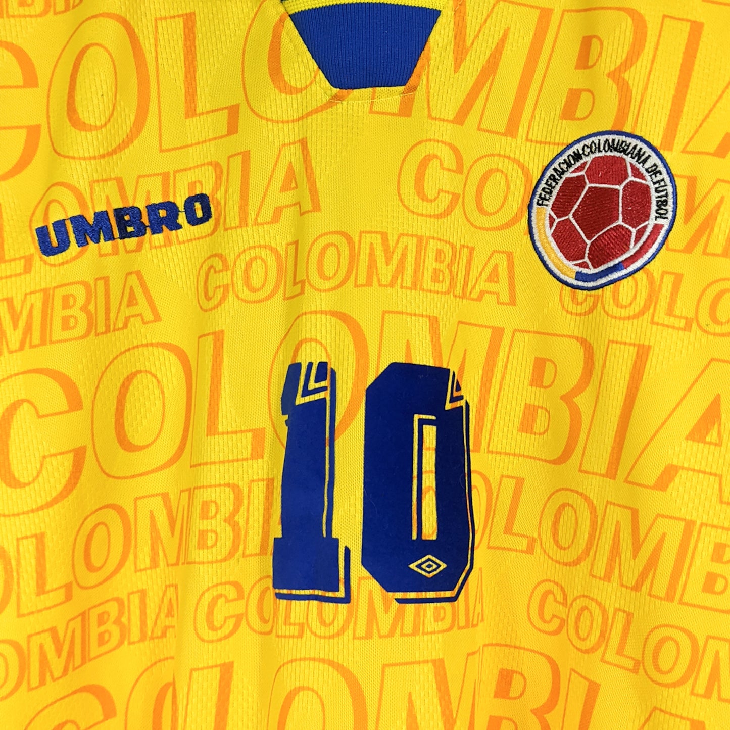 Authentic Colombia 1995/97 Home - Valderrama #10 Size M oversize fit XL