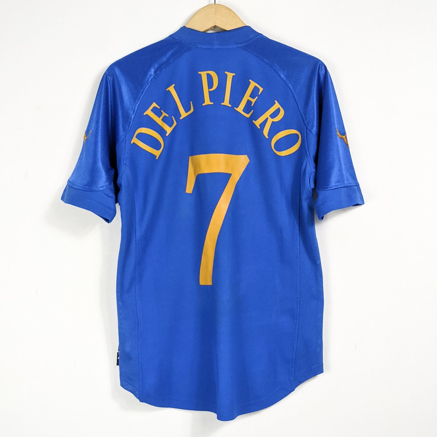 Authentic Italy 2004 Home - Del Piero #7 Size M