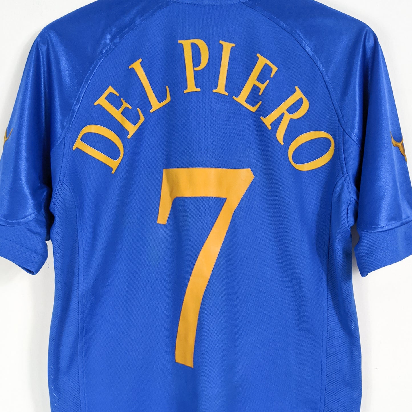 Authentic Italy 2004 Home - Del Piero #7 Size M