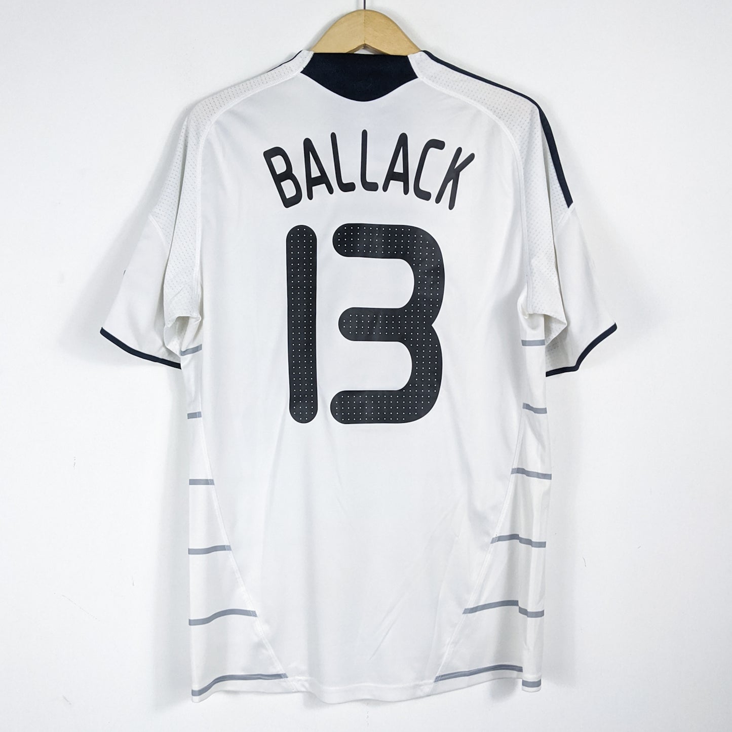 Authentic Chelsea 2009/10 Third - Ballack #13 Size M