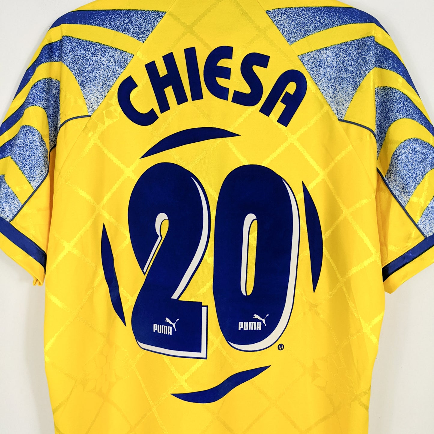 Authentic Parma 1995/96 Third - Chiesa #20 Size XL
