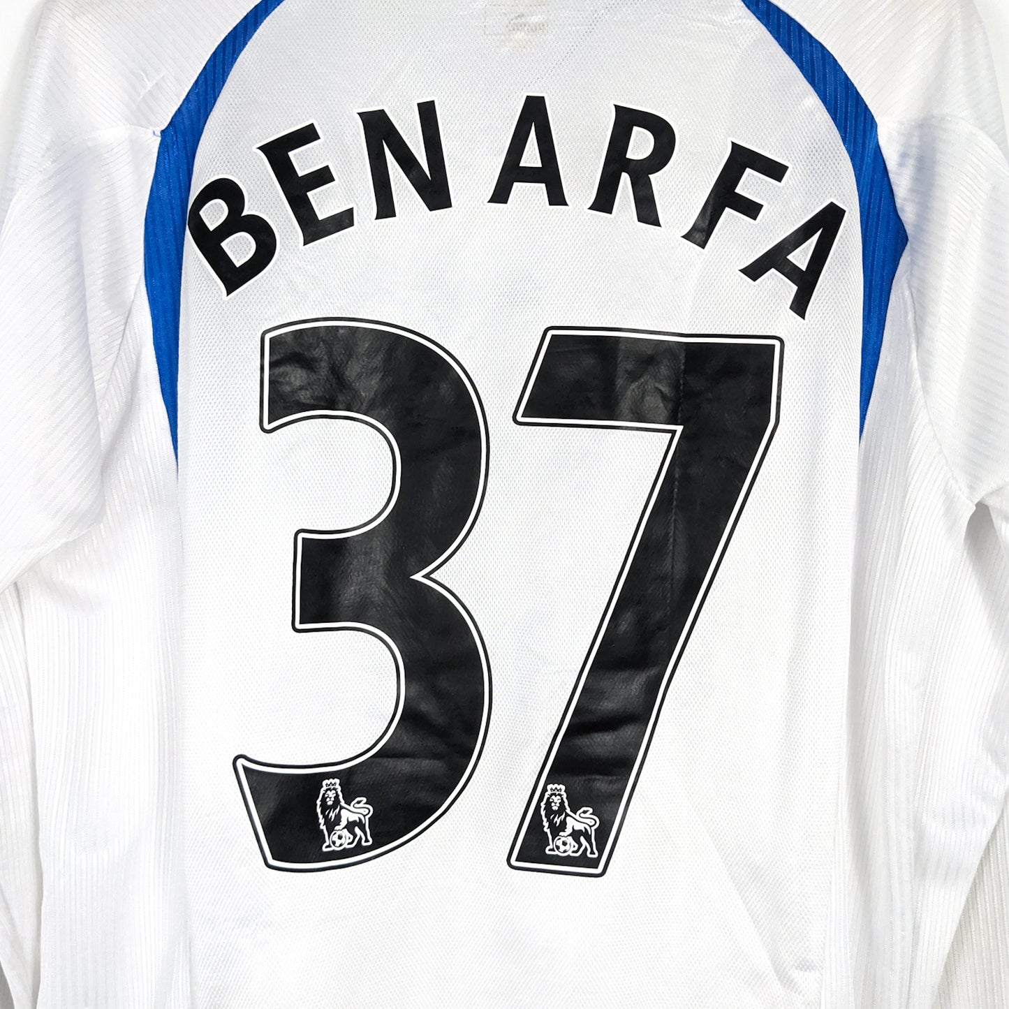 Authentic Newcastle 2010/11 Third - Ben Arfa #37 Size M (Long Sleeve)