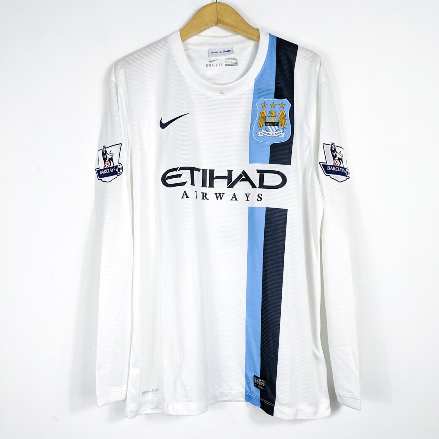 Authentic Manchester City 2013/14 Third - Silva #21 Size XL (With tags) (Long Sleeve)