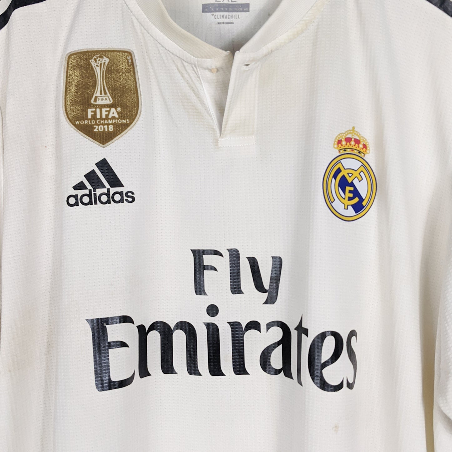Authentic Real Madrid 2018/19 Home - Modric #10 Size XXL