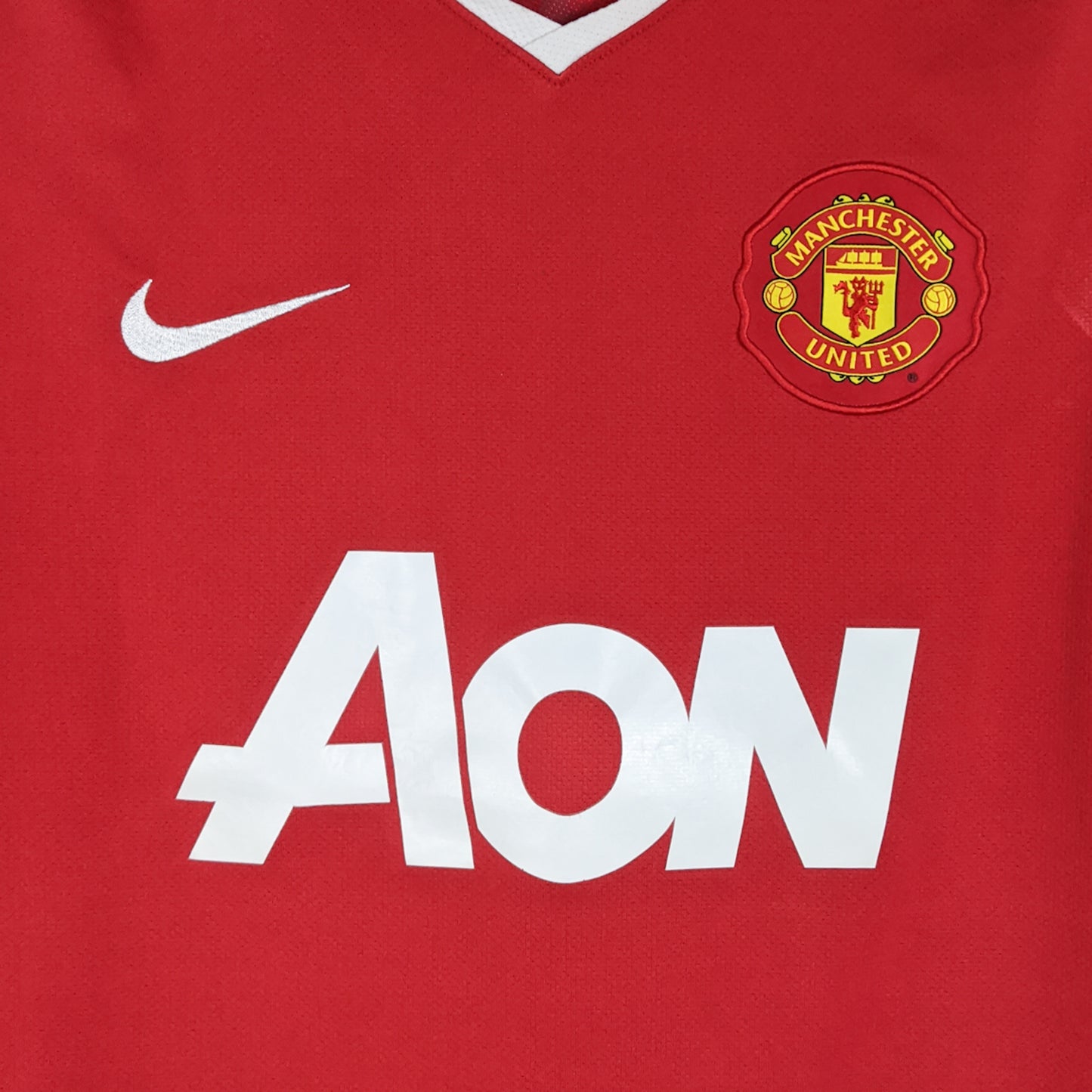 Authentic Manchester United 2010/11 Home - Vidic #15 Size M