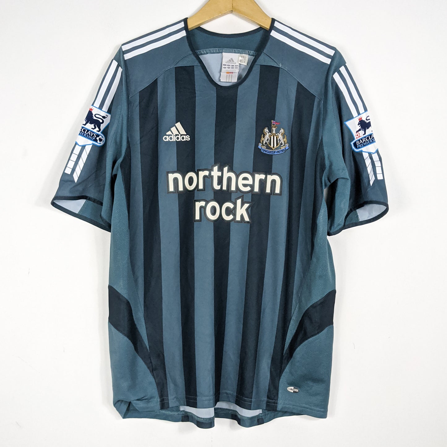 Authentic Newcastle 2005/06 Away - Shearer #9 Size L