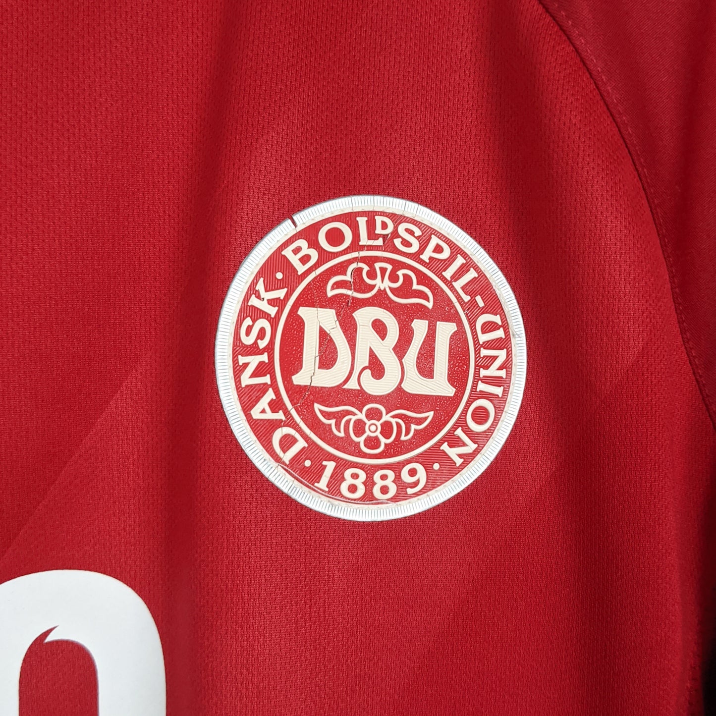 Authentic Denmark 2018/19 Home - Eriksen #10 Size L
