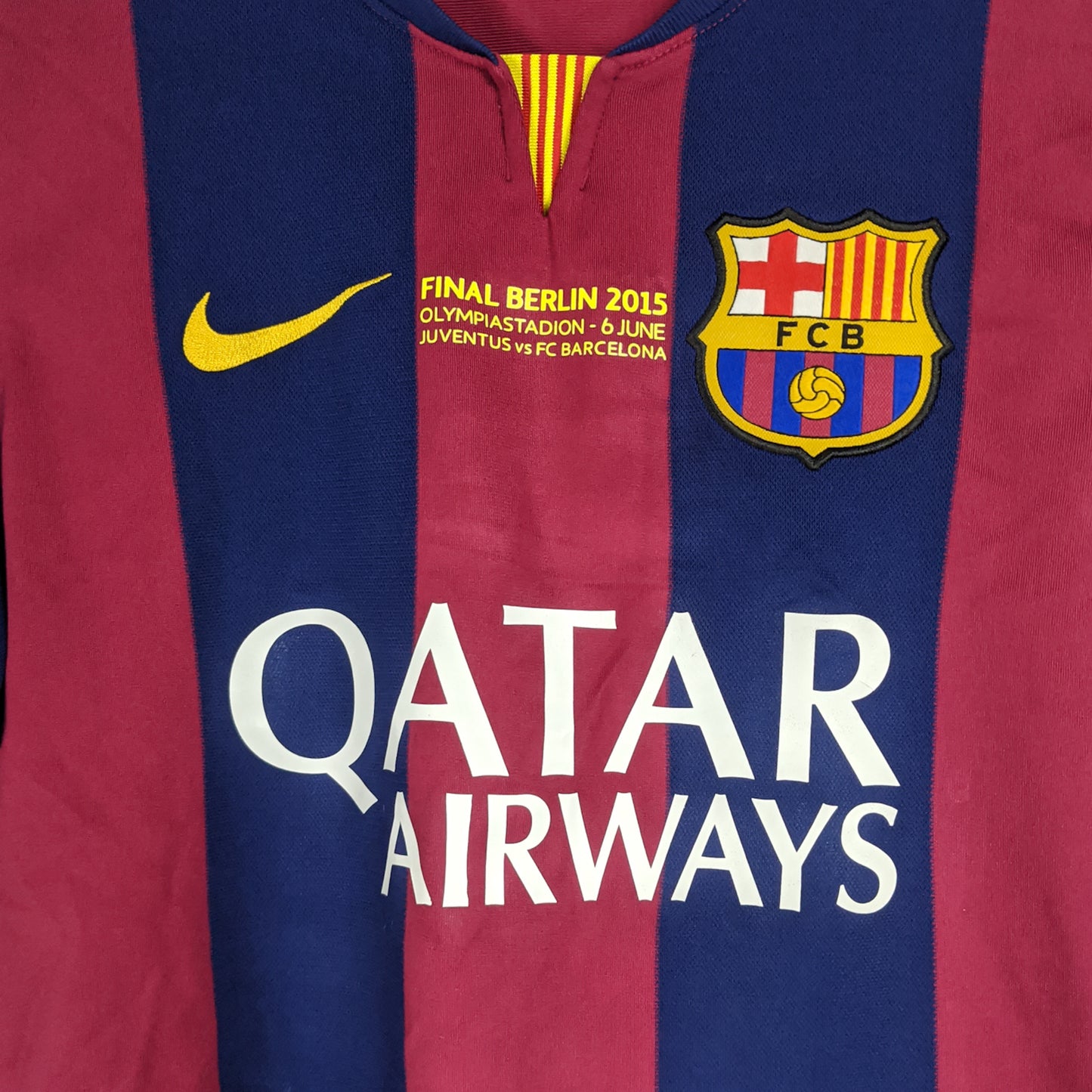 Authentic Barcelona 2014/15 Home - Neymar Jr #11 Size M (Mdt)