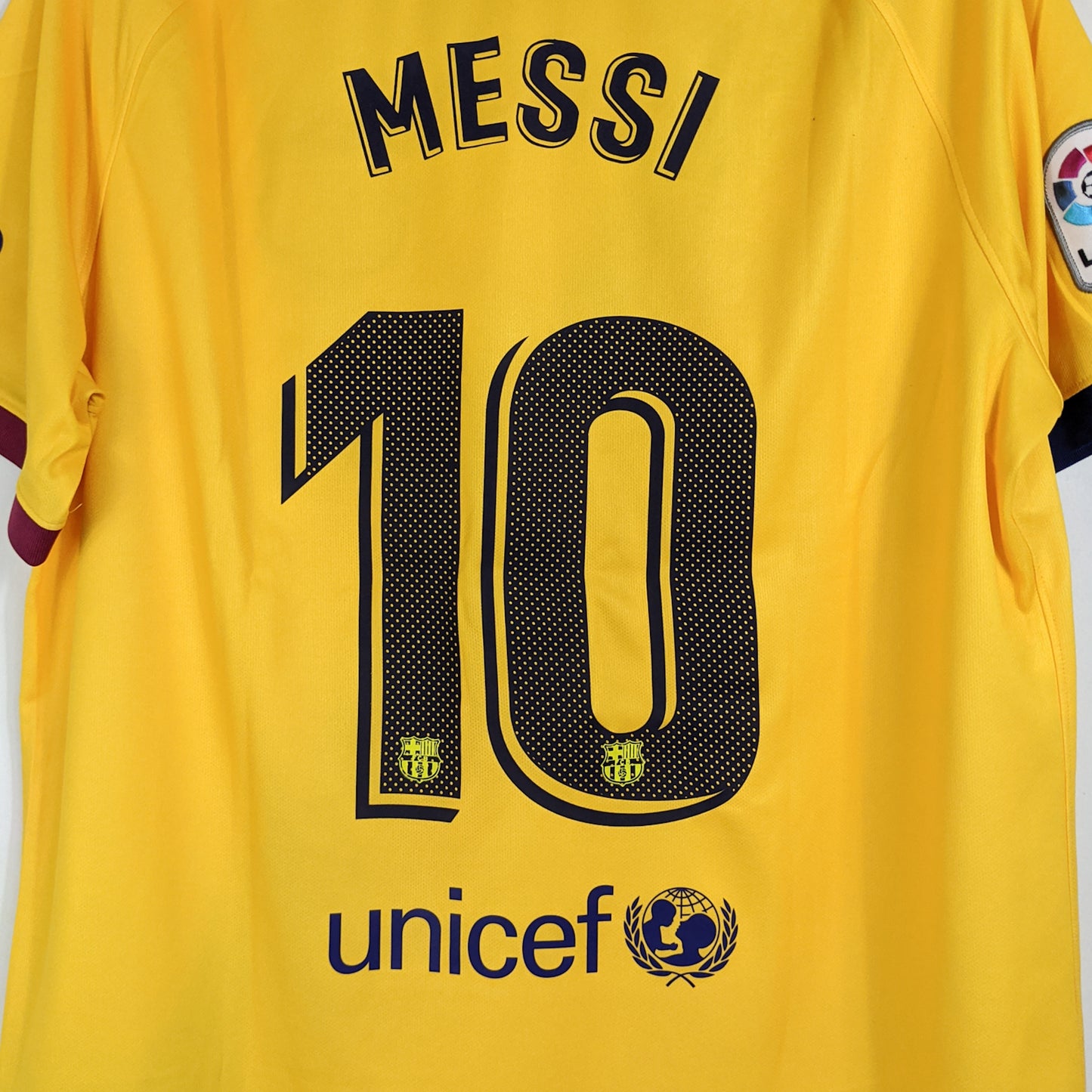Authentic Barcelona 2019/20 Away - Messi #10 Size XL