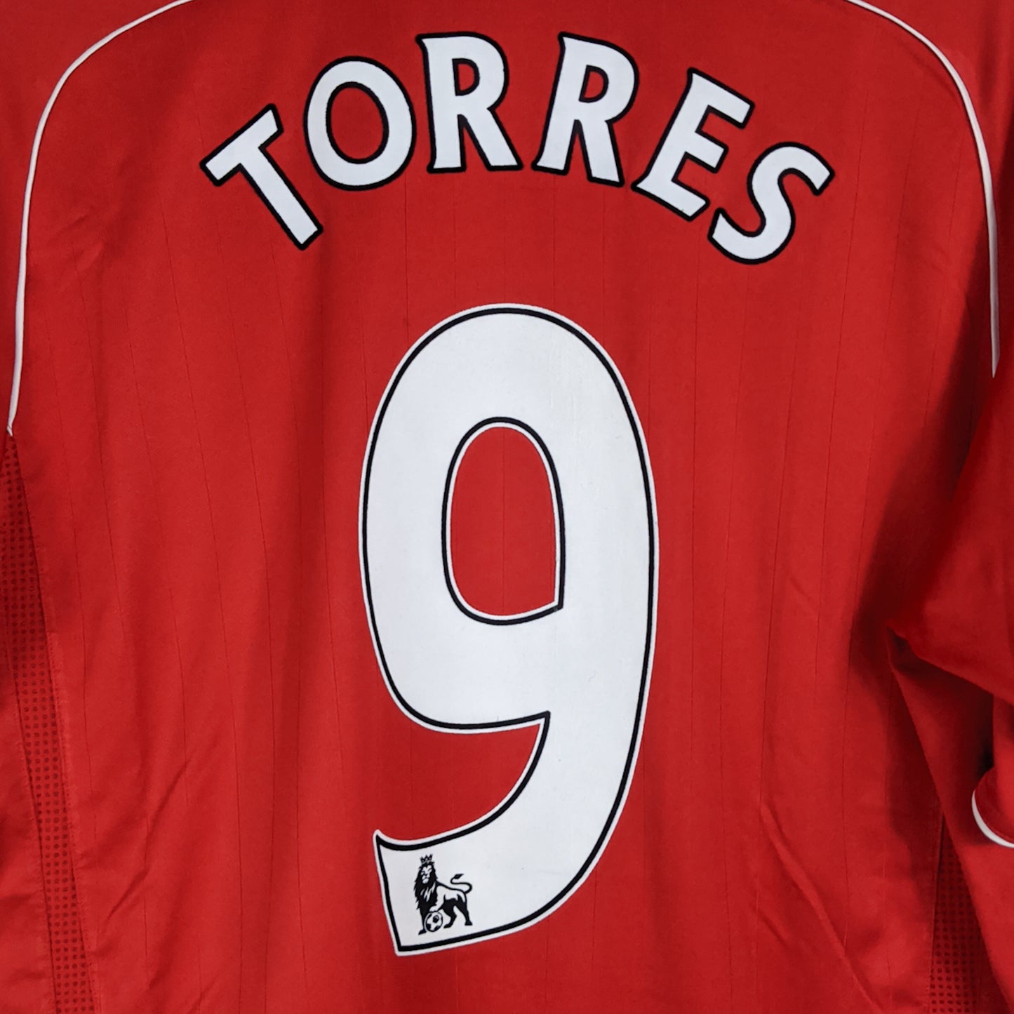 Authentic Liverpool 2006/07 Home - Torres #9 Size L