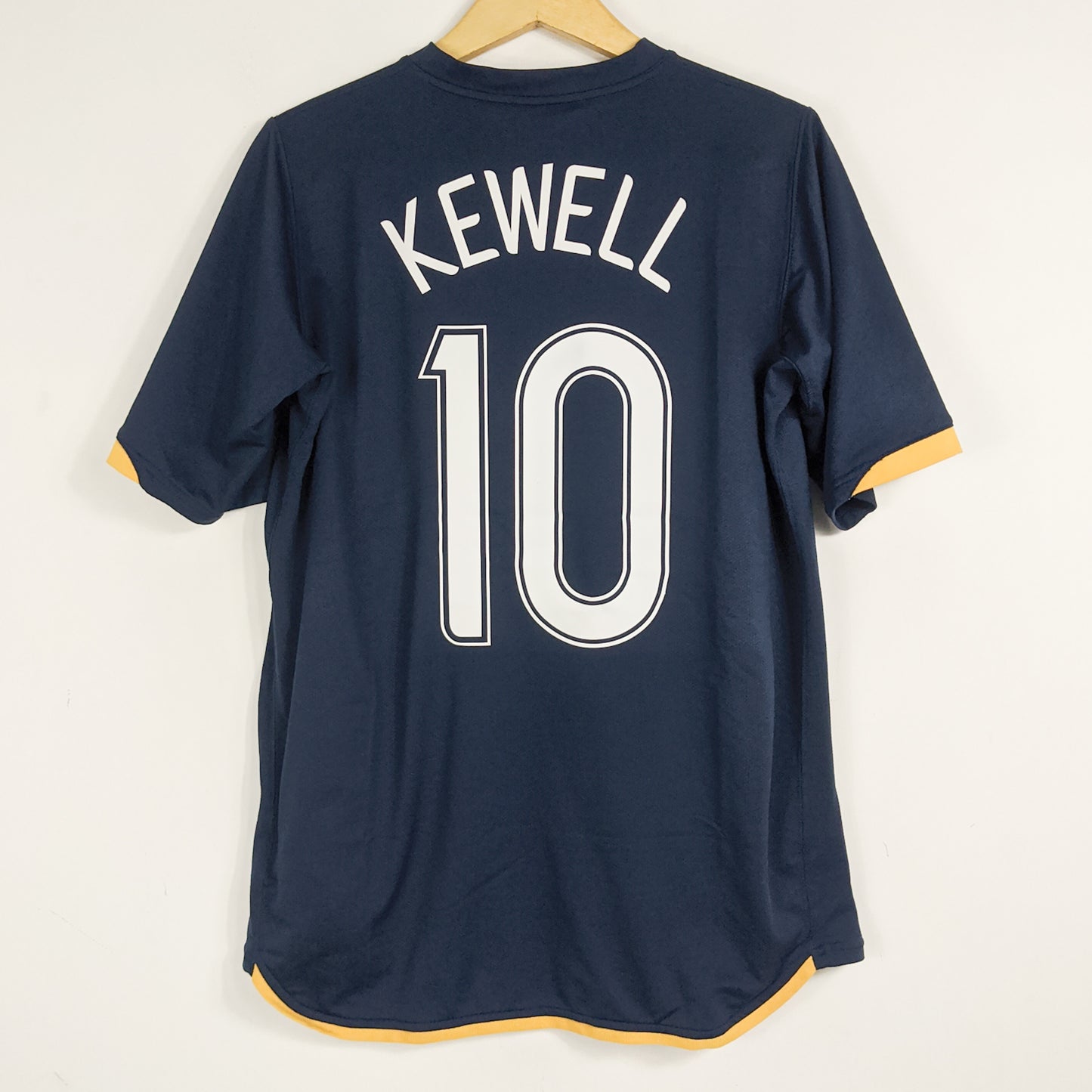 Authentic Australia 2006 Away - Kewell #10 Size M