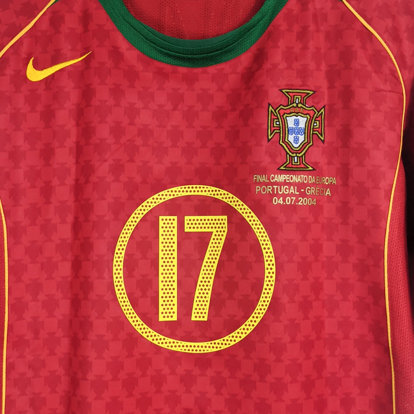 Authentic Portugal 2004/05 Home - C.Ronaldo #17 Size M (Mdt)