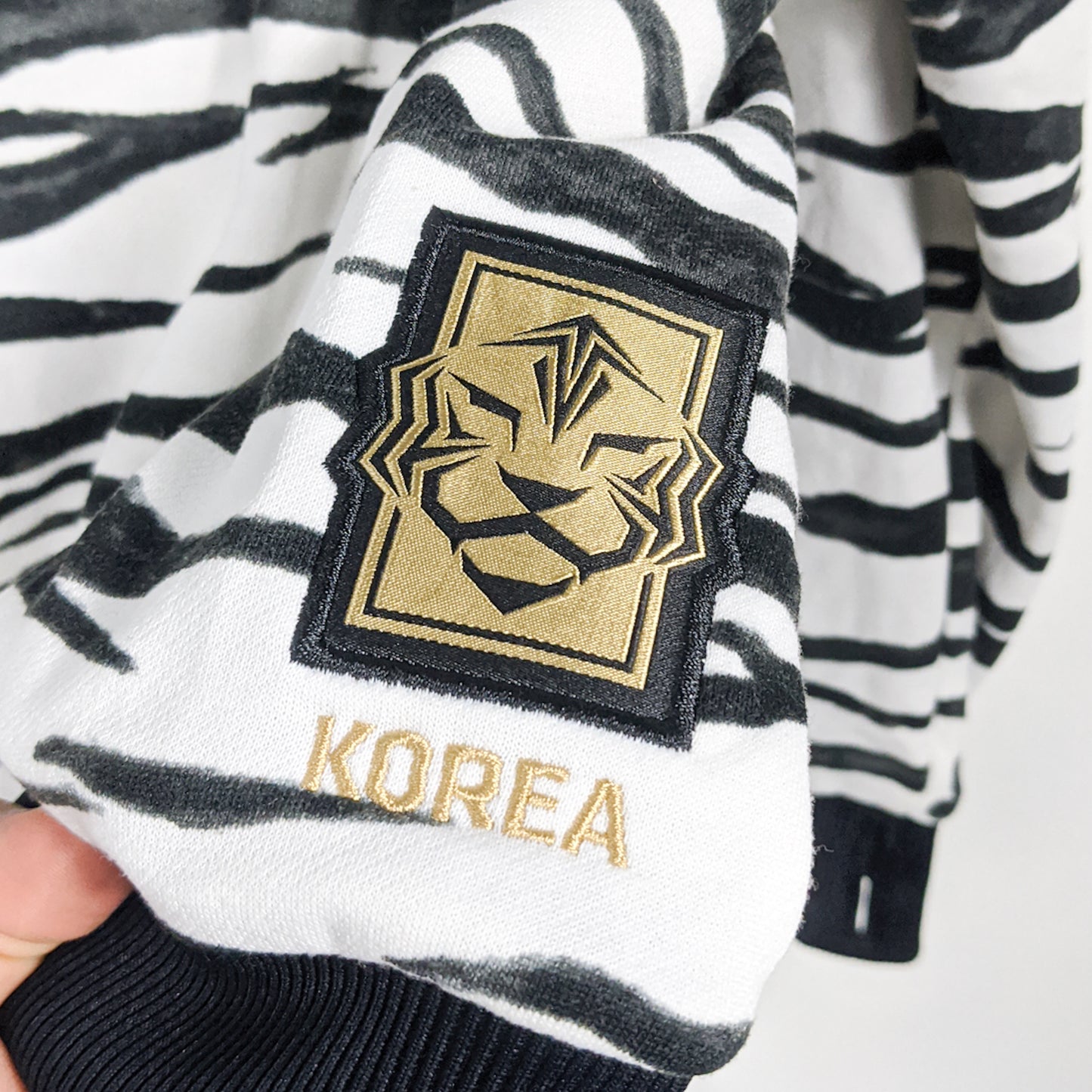 Authentic Korea 2000 Hoodie - Size XL