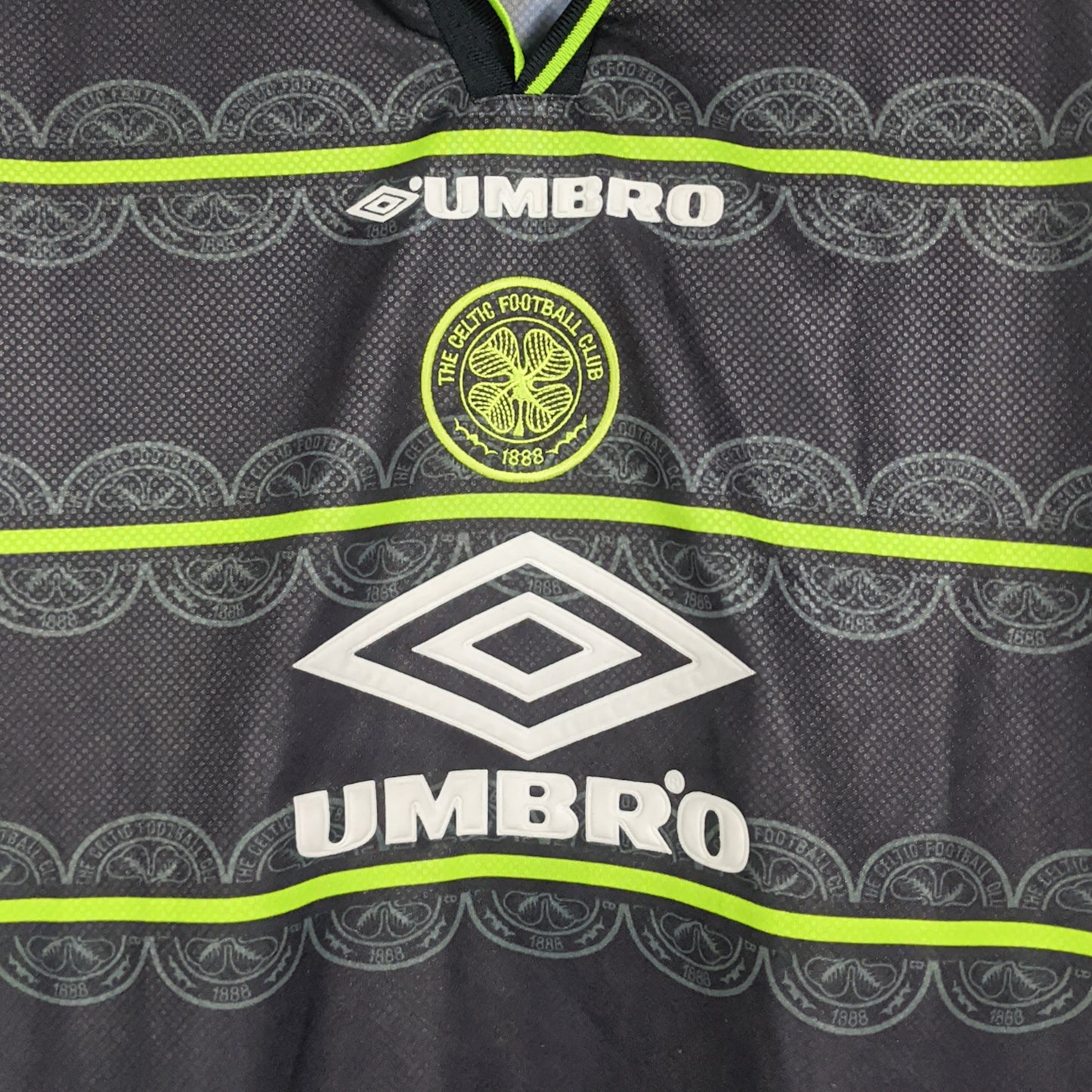 Authentic Celtic 1998/99 Away - Larsson #7 Size XL