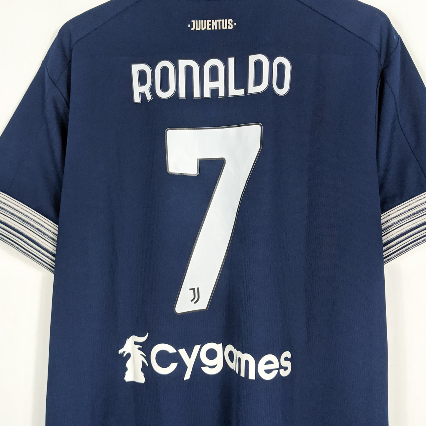 Authentic Juventus 2020/21 Away - Ronaldo #7 Size XL