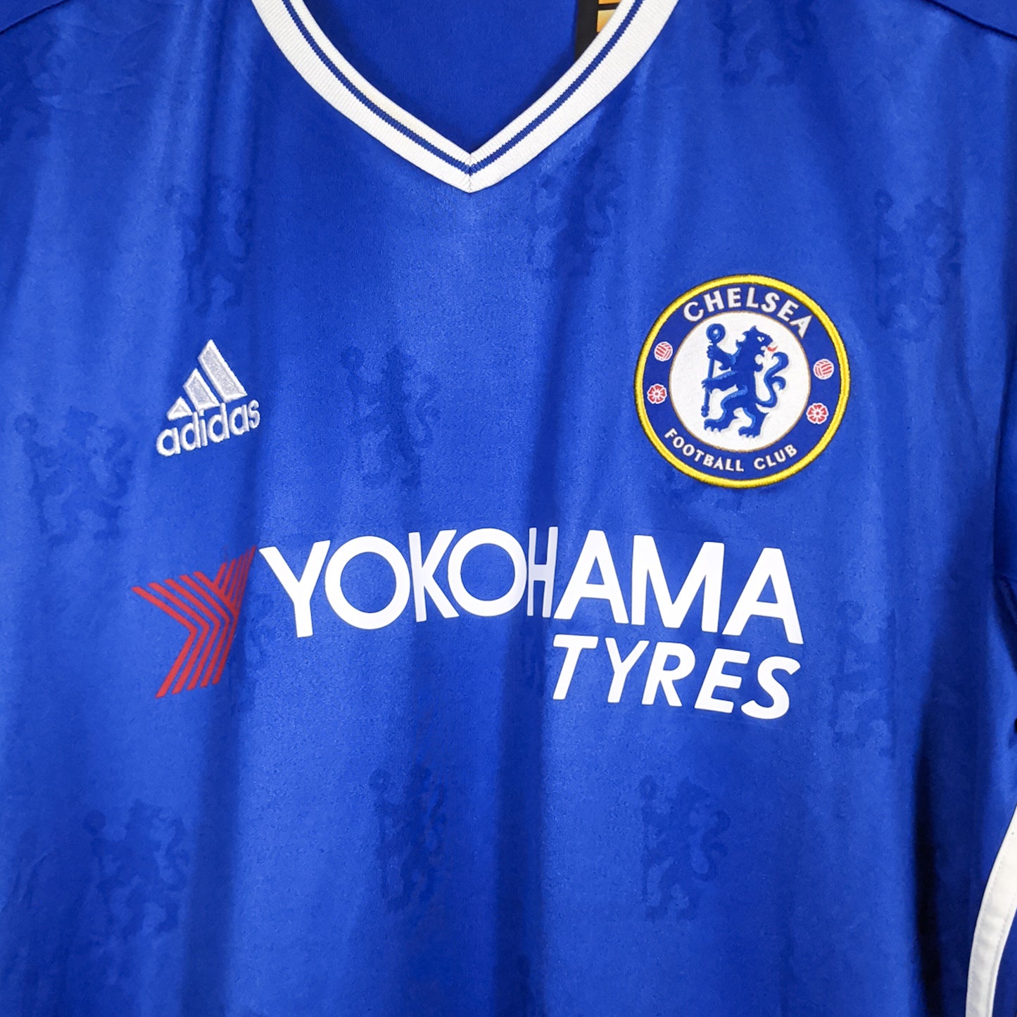 Authentic Chelsea 2016/17 Home - Hazard #10 Size XL